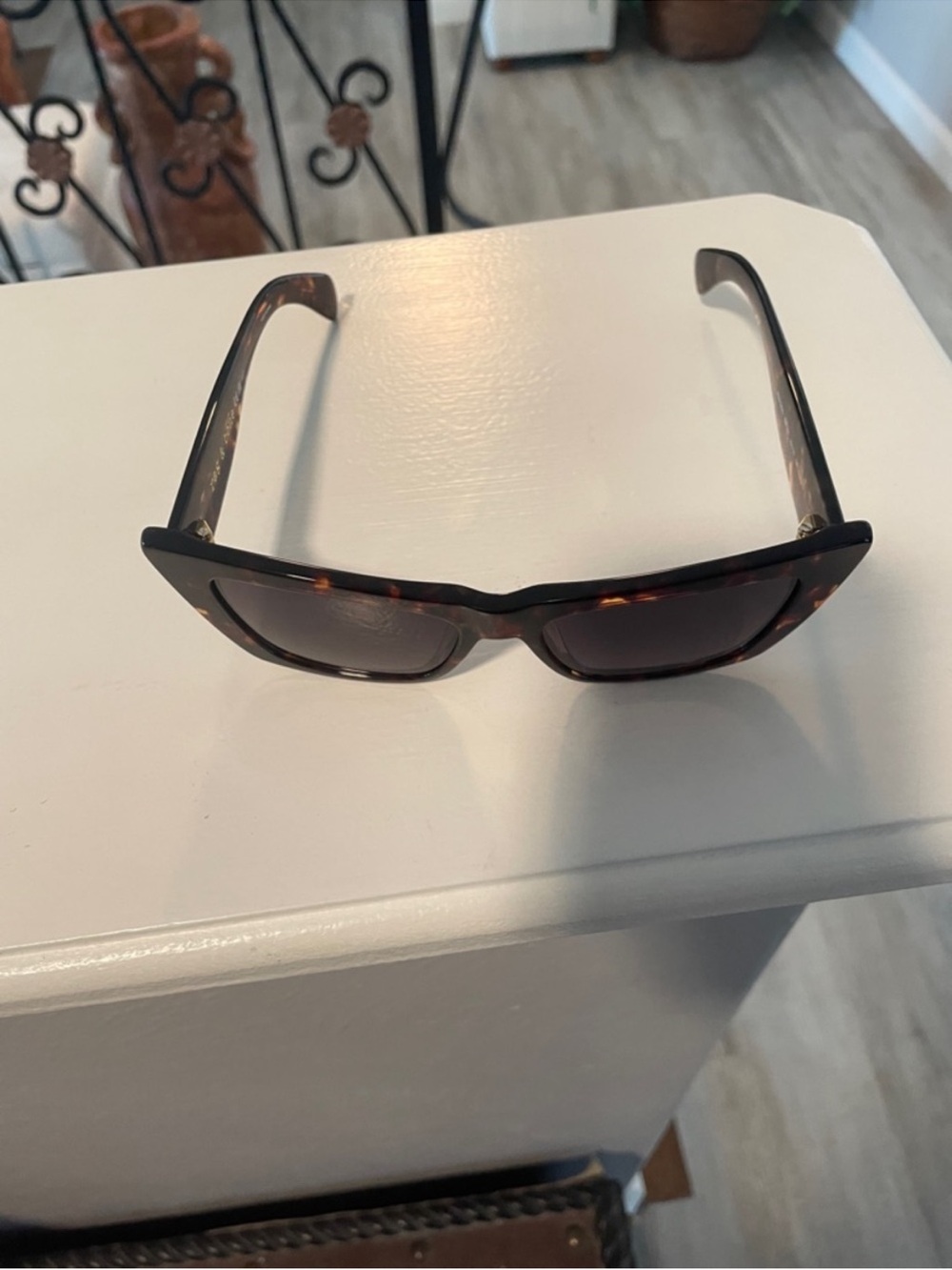 rag & bone Tortoiseshell Cat-Eye Sunglasses with Black Case - Picture 8 of 9